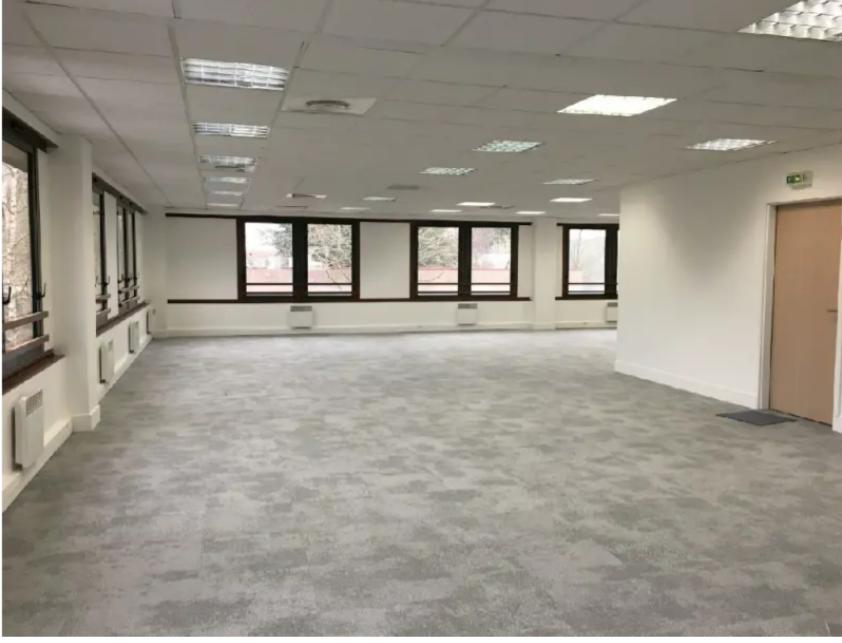 Bureau Orsay 810m² Location bureau Orsay Essonne OLBUR2422105 11